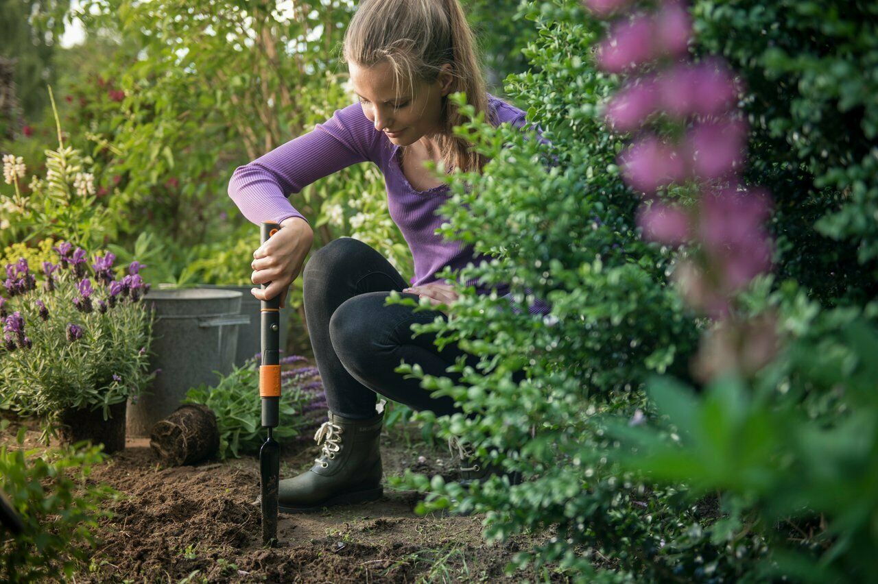 Fiskars QuikFit Unkrautstecher live